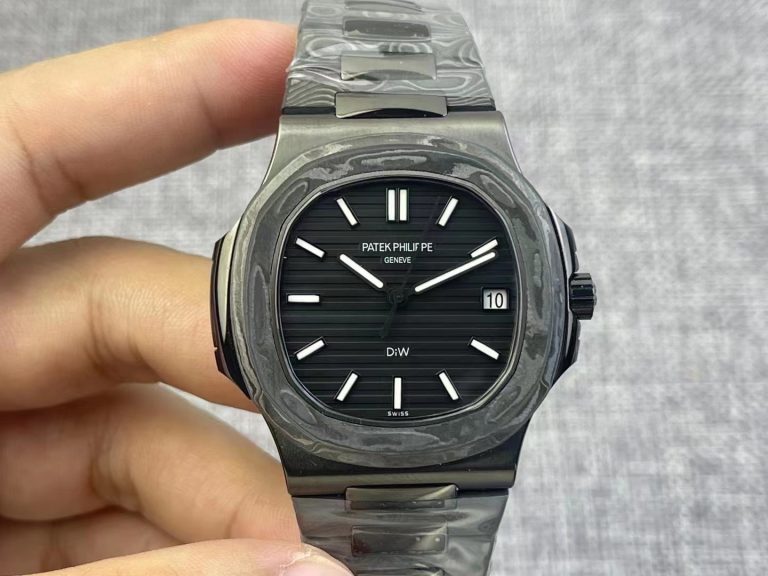 Replica Patek Philippe Nautilus 5711 Carbon Watch